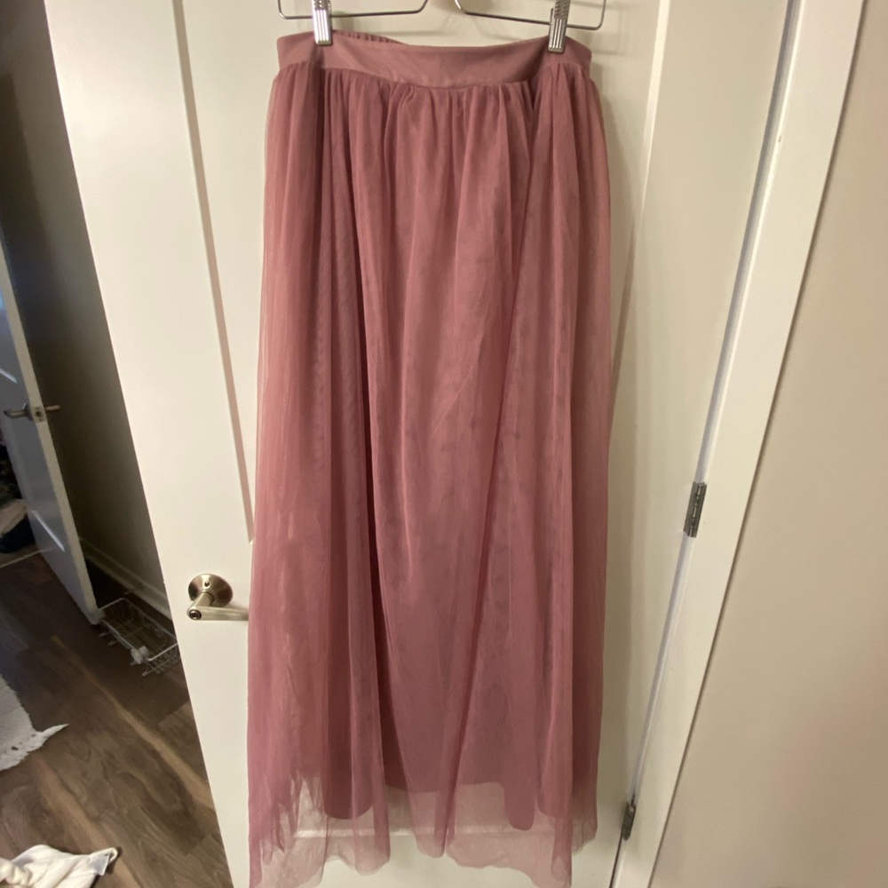 Anabelle Tulle Maxi Skirt in Mauve